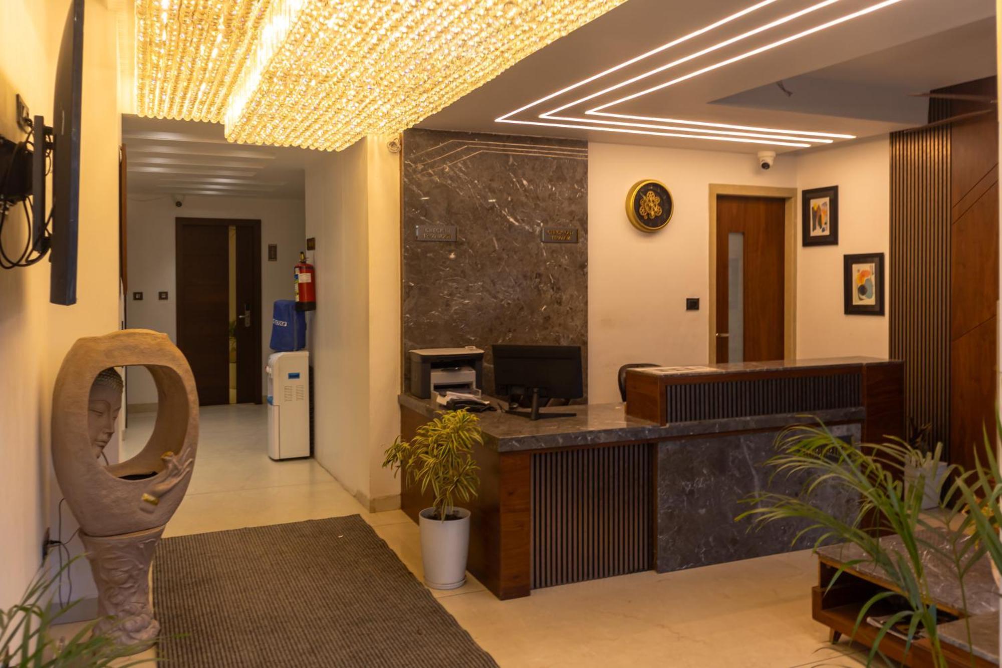 Hotel Divine Peak Pachmarhī エクステリア 写真